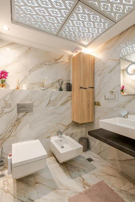 Royale Duplexe Pleine Centre Tanger 아파트 외부 사진