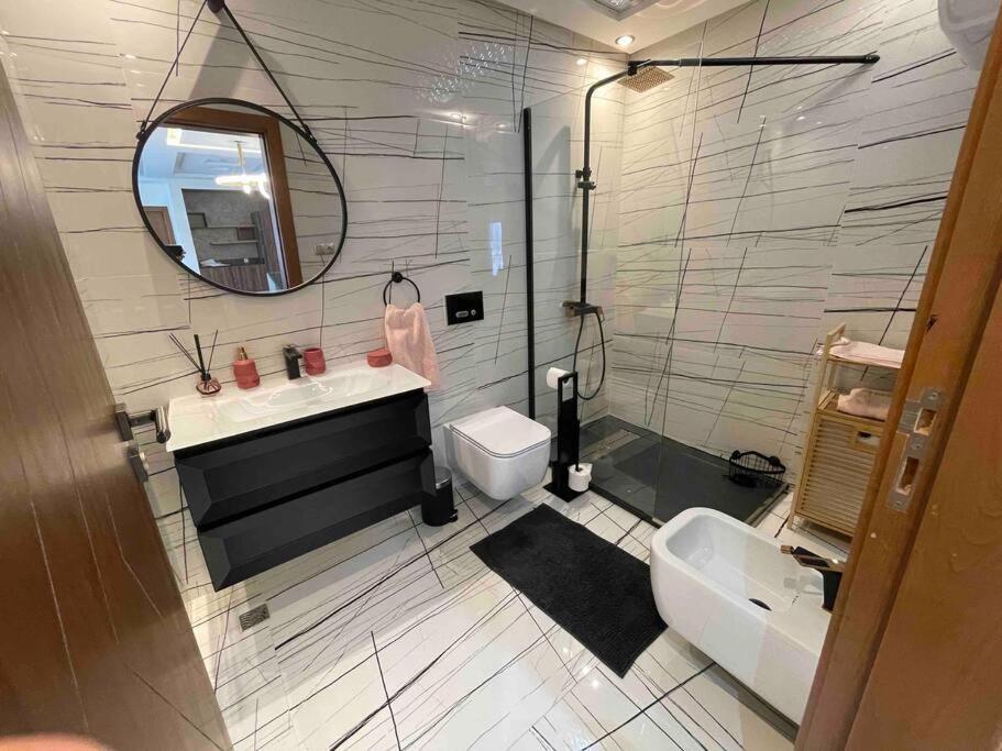 Royale Duplexe Pleine Centre Tanger 아파트 외부 사진