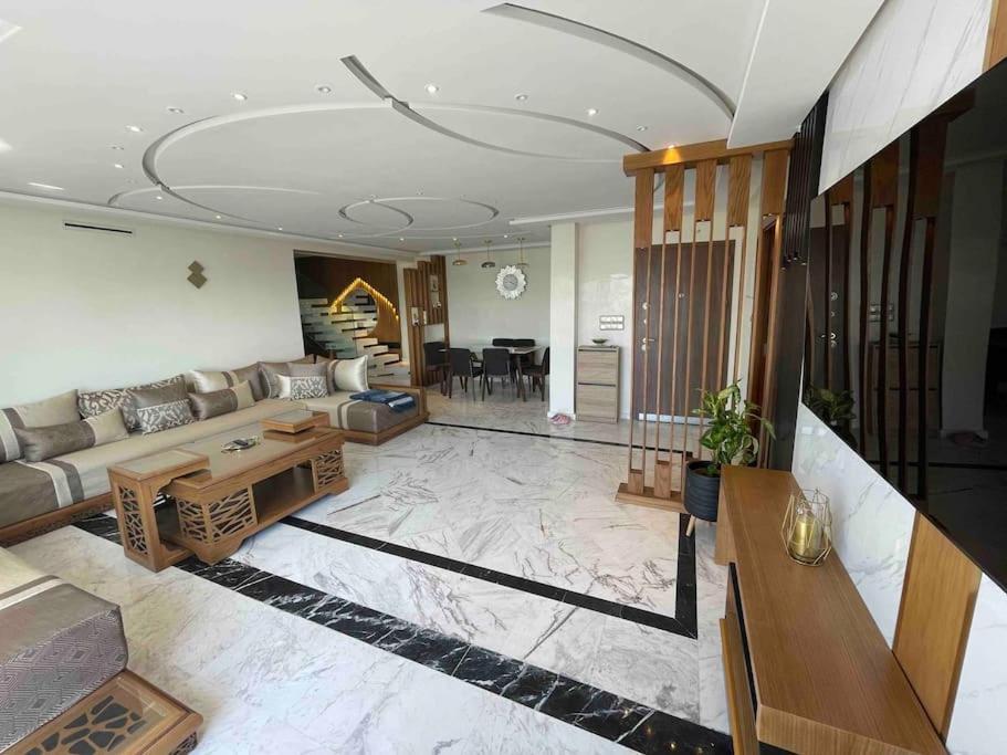 Royale Duplexe Pleine Centre Tanger 아파트 외부 사진