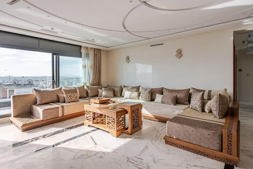 Royale Duplexe Pleine Centre Tanger 아파트 외부 사진